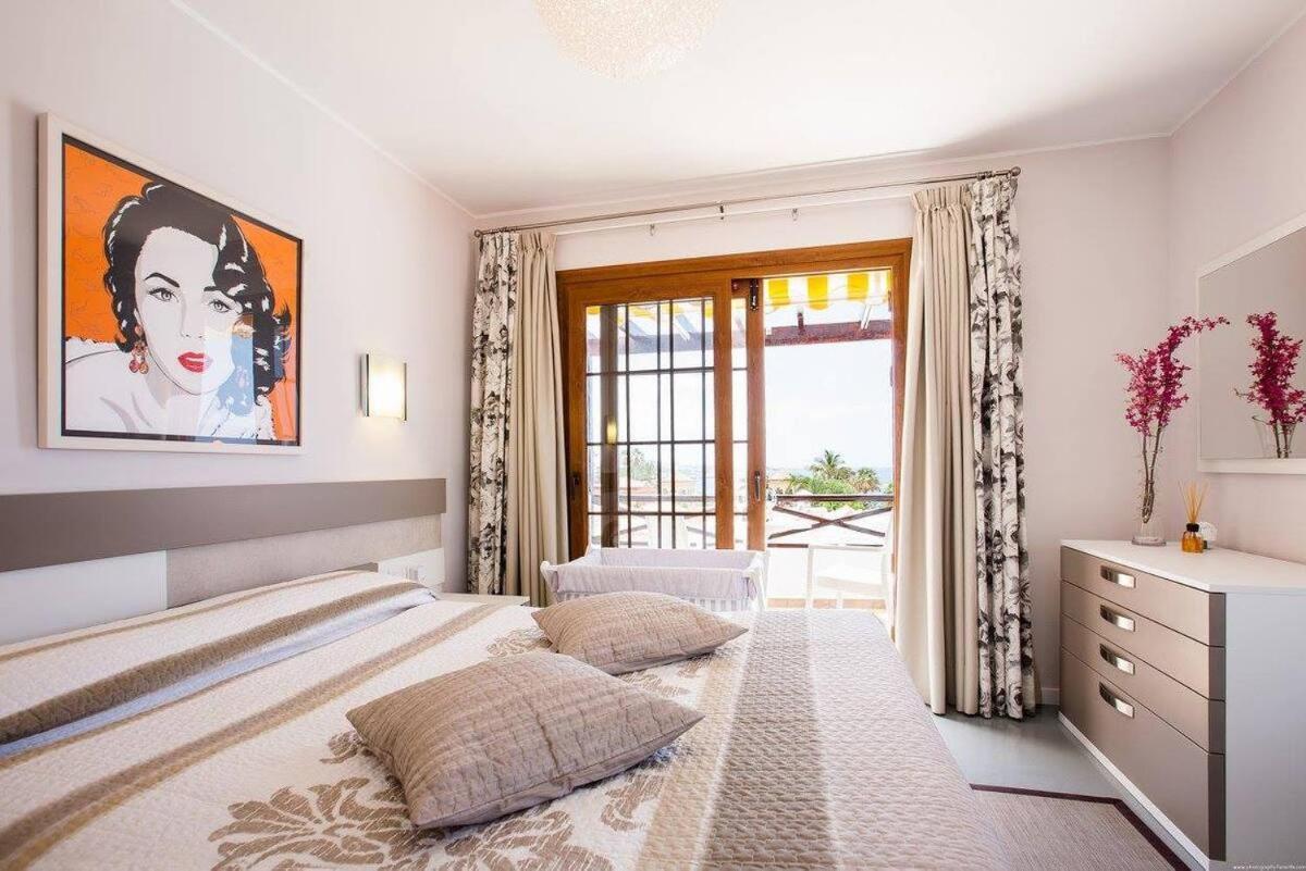2 Bedroom Apartment For 4 People In Tenerife Costa Adeje  Zewnętrze zdjęcie